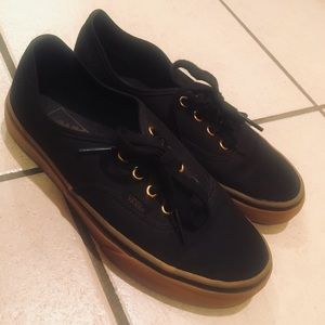 Women’s Size 7 Black Vans w/ Gum Sole